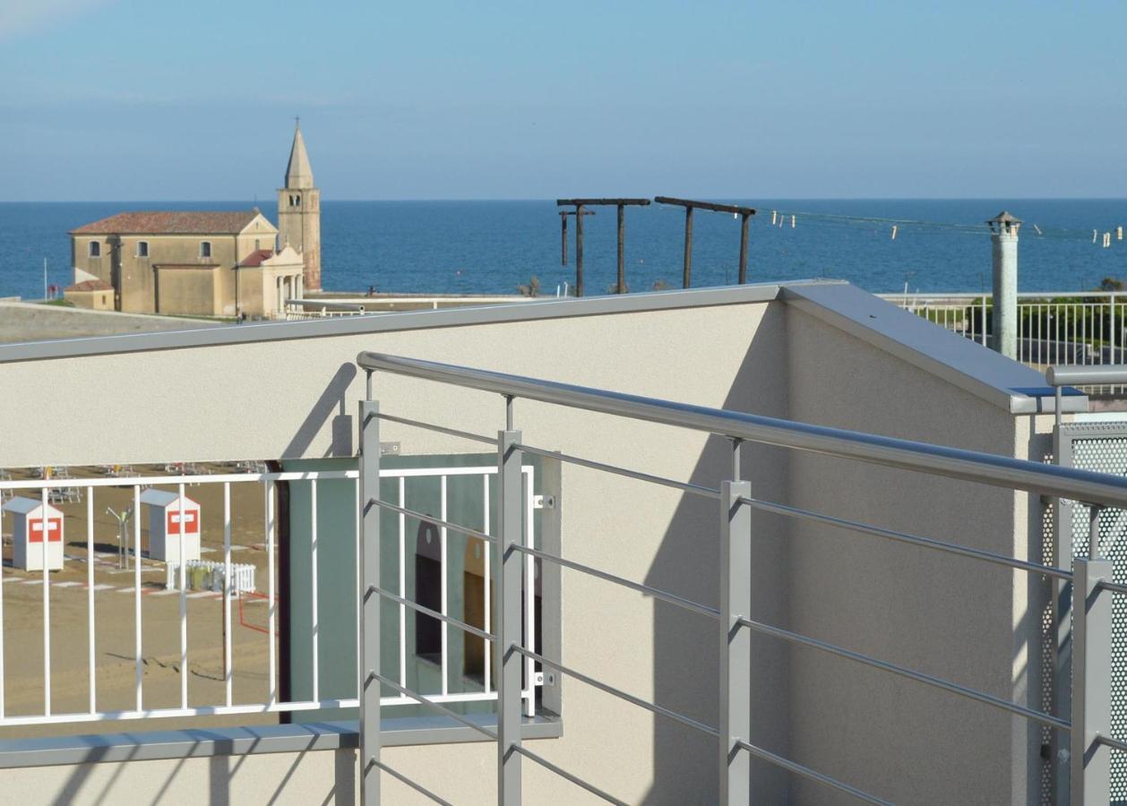 Casa Comisso Lägenhet Caorle Exteriör bild