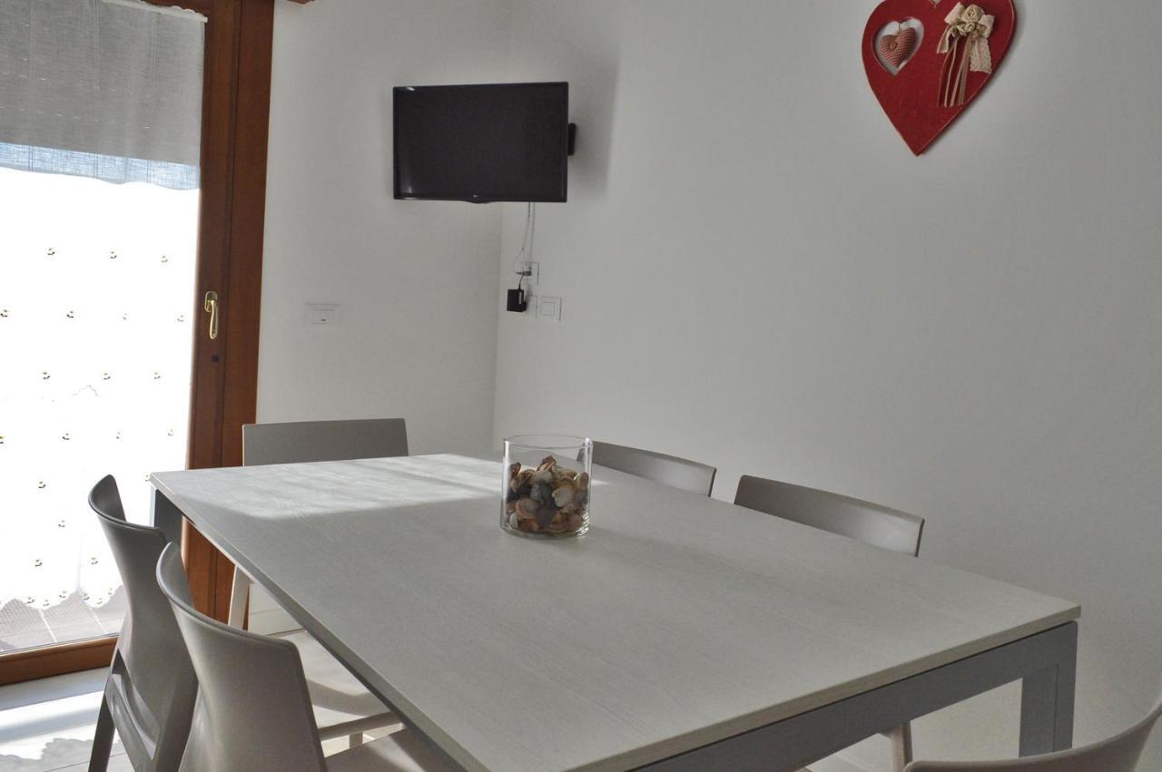 Casa Comisso Lägenhet Caorle Exteriör bild