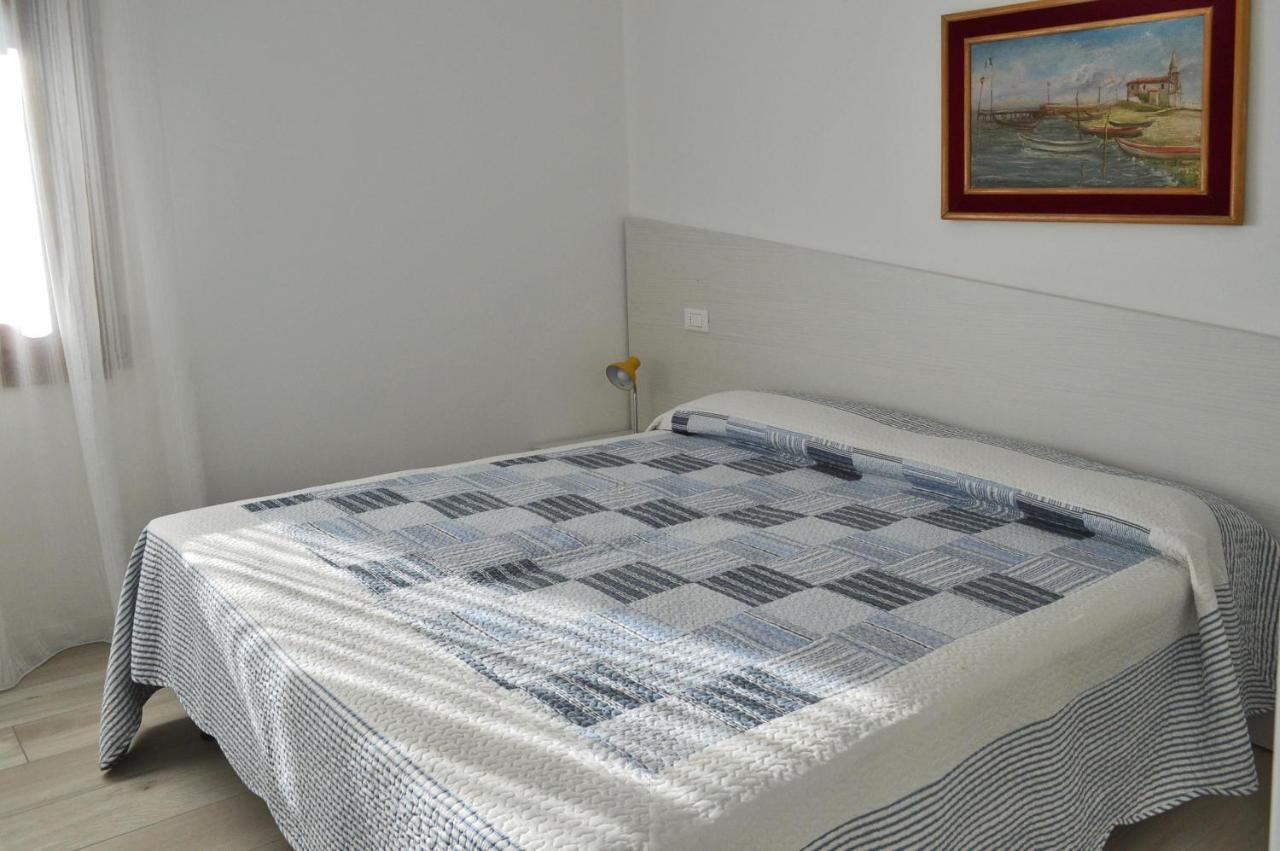 Casa Comisso Lägenhet Caorle Exteriör bild